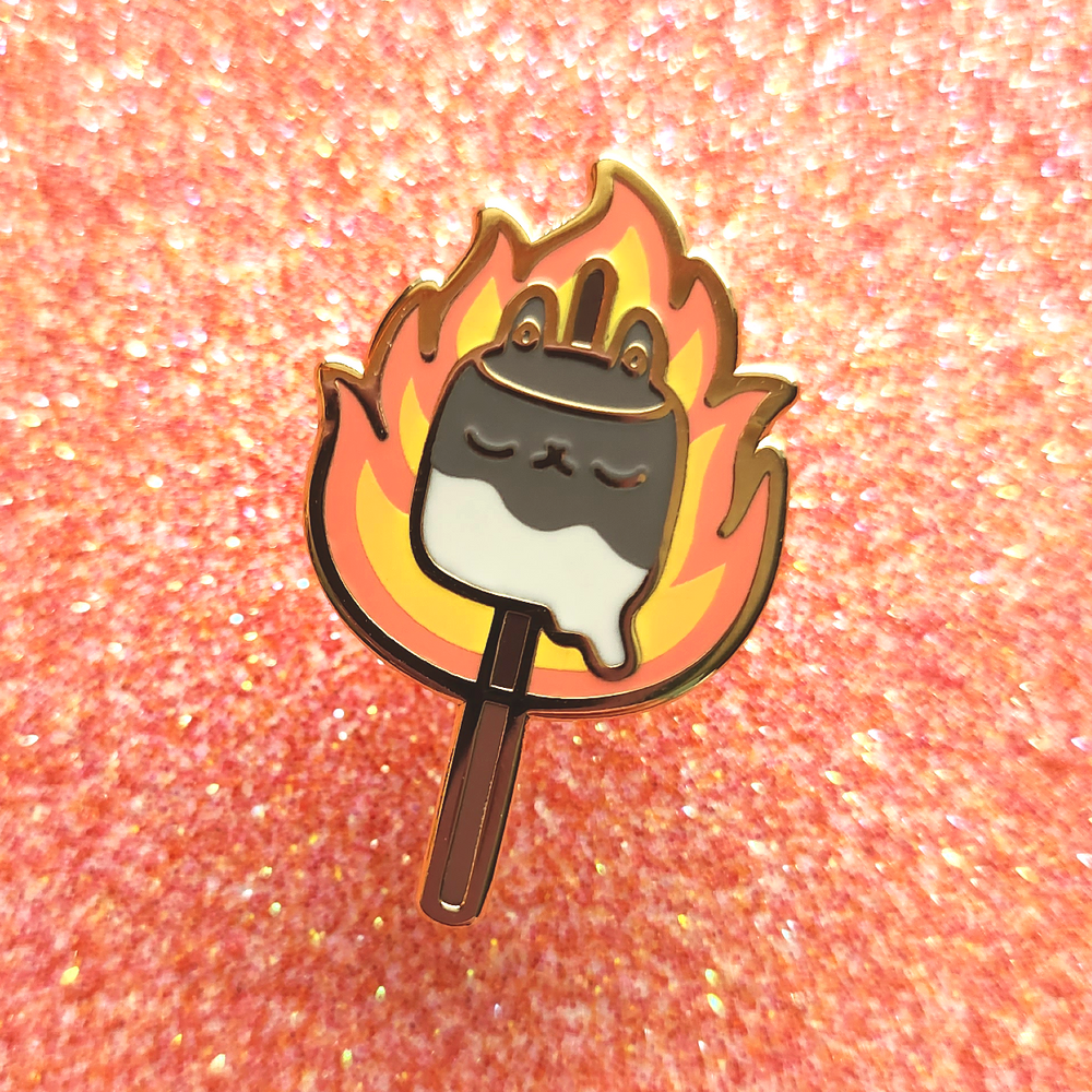TOASTED BUNMALLOW PIN