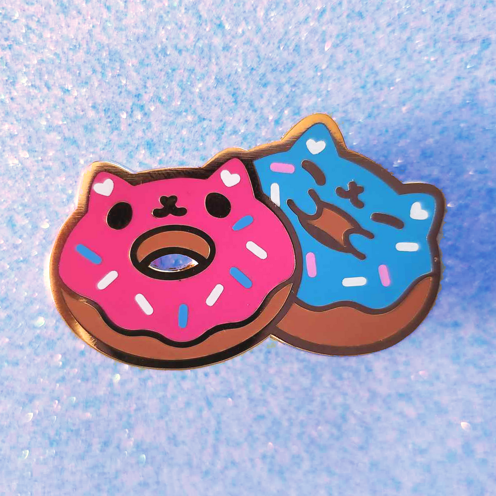 SPURRINKLE DONUTS PIN