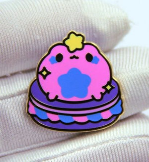  MAGICAL FROGGIE MACARON PIN - Appleminte
